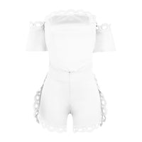 Macacão Curto Ombro a Ombro com Detalhes Vazados em Renda