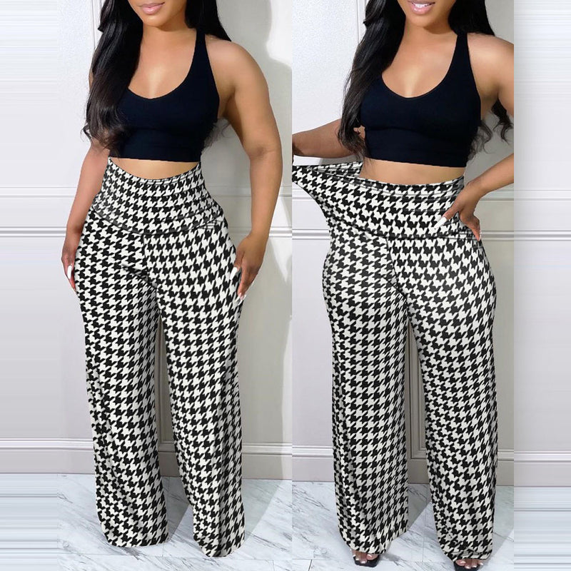 Conjunto Feminino com Calça Estampada e Top Cropped