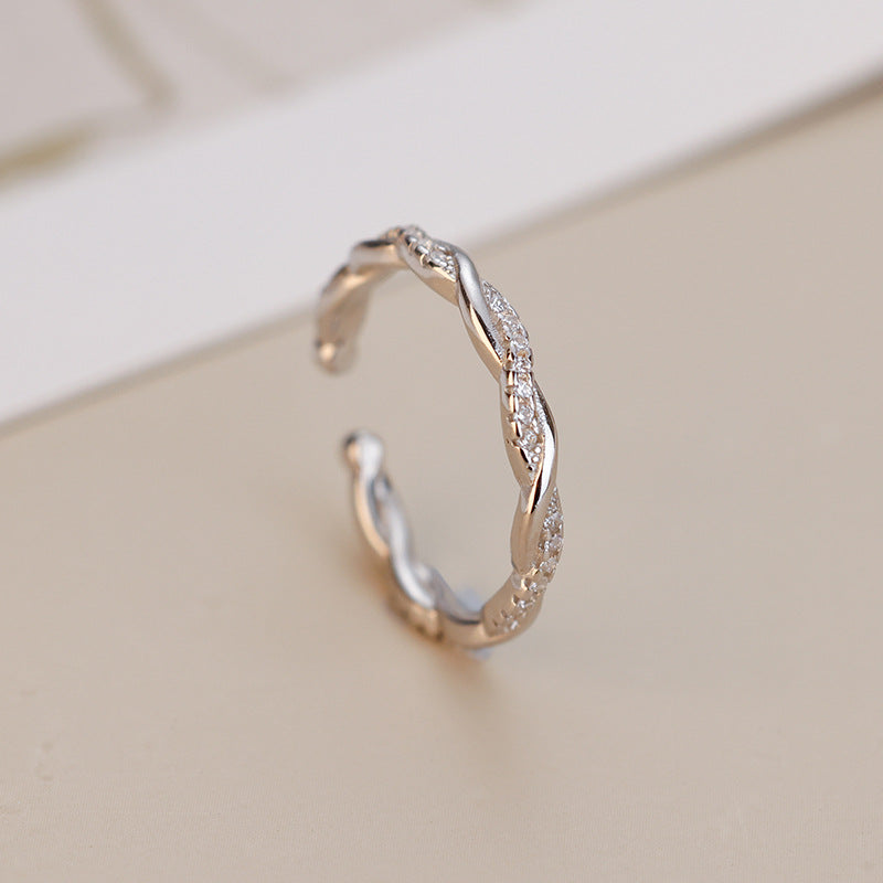 Anel Torcido de Prata 925