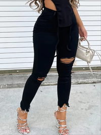 Calça Jeans Skinny Com Rasgos