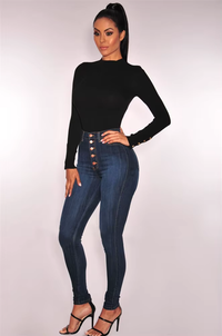 Calça Jeans Skinny com Botões Frontais