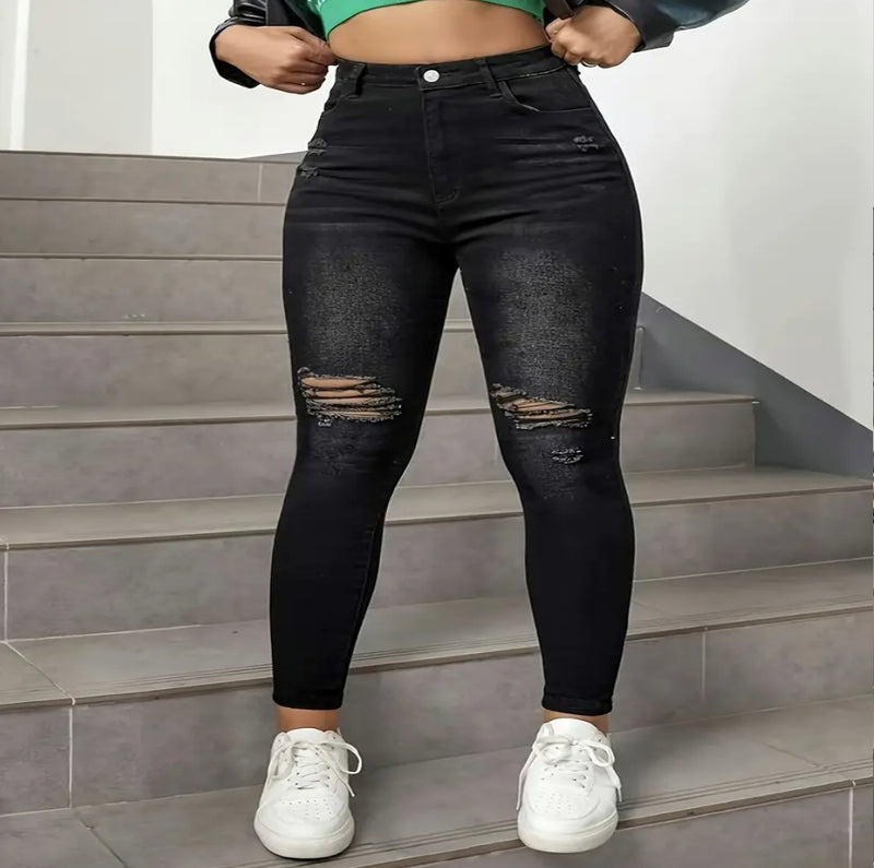 Calça Jeans Skinny Rasgada