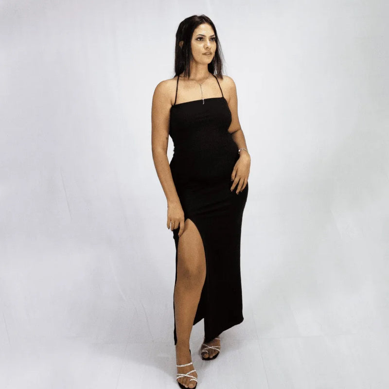 Vestido Longo Fendas Trançadas Elegante